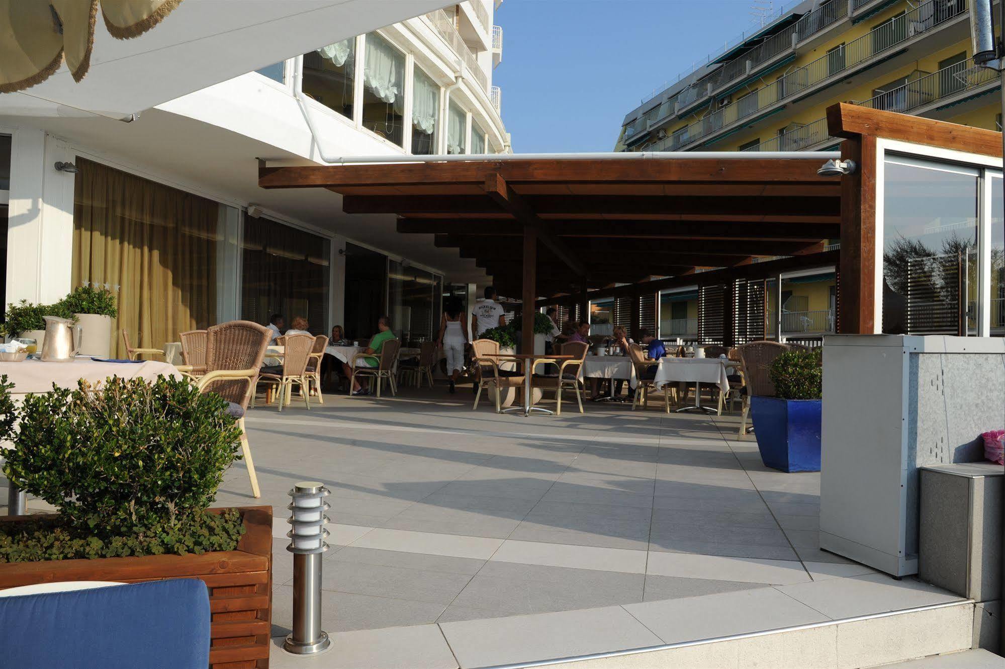 Hotel Delle Nazioni Lido di Jesolo Dış mekan fotoğraf